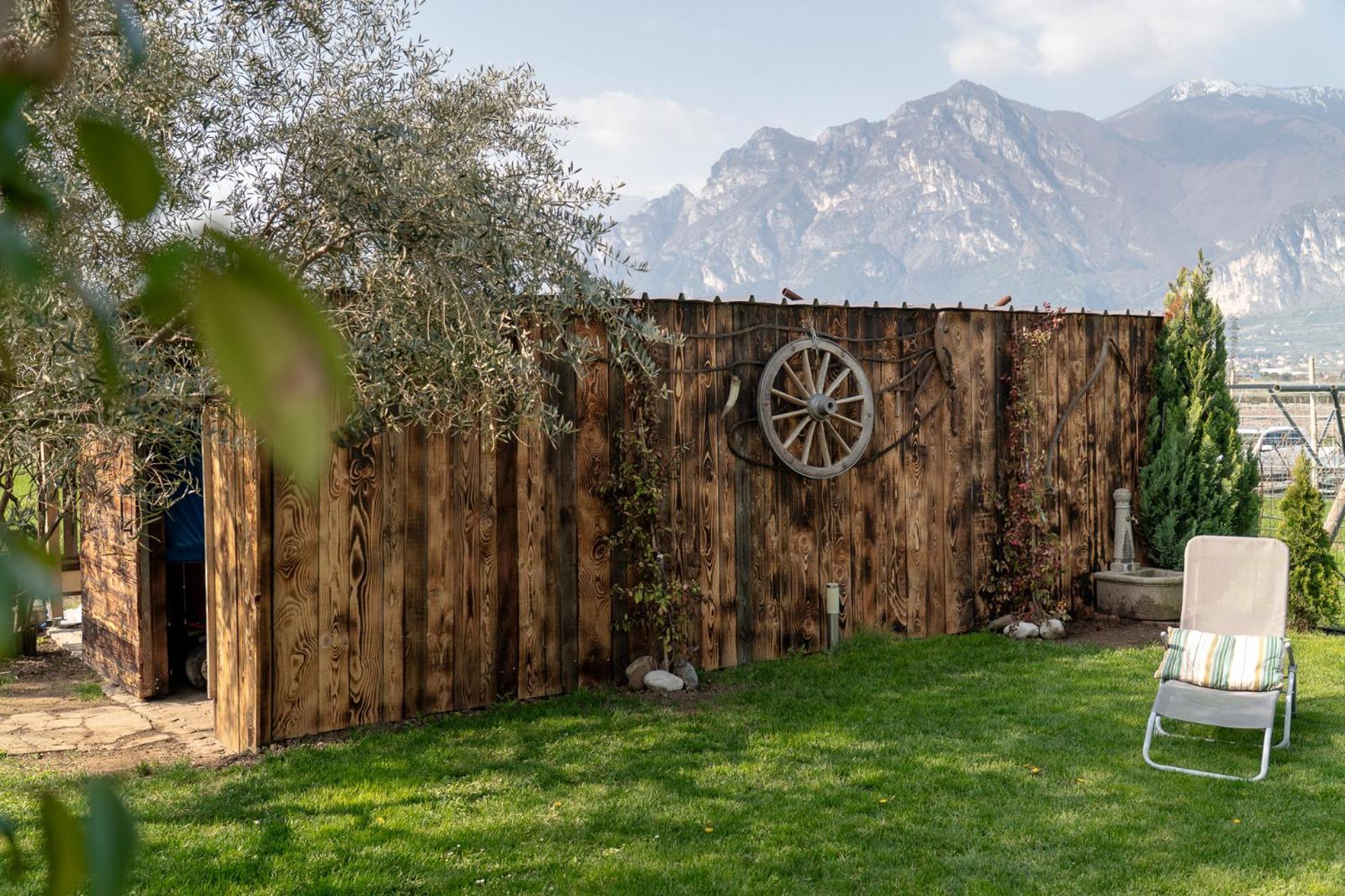 La Casa Nel Verde Arco Exteriér fotografie